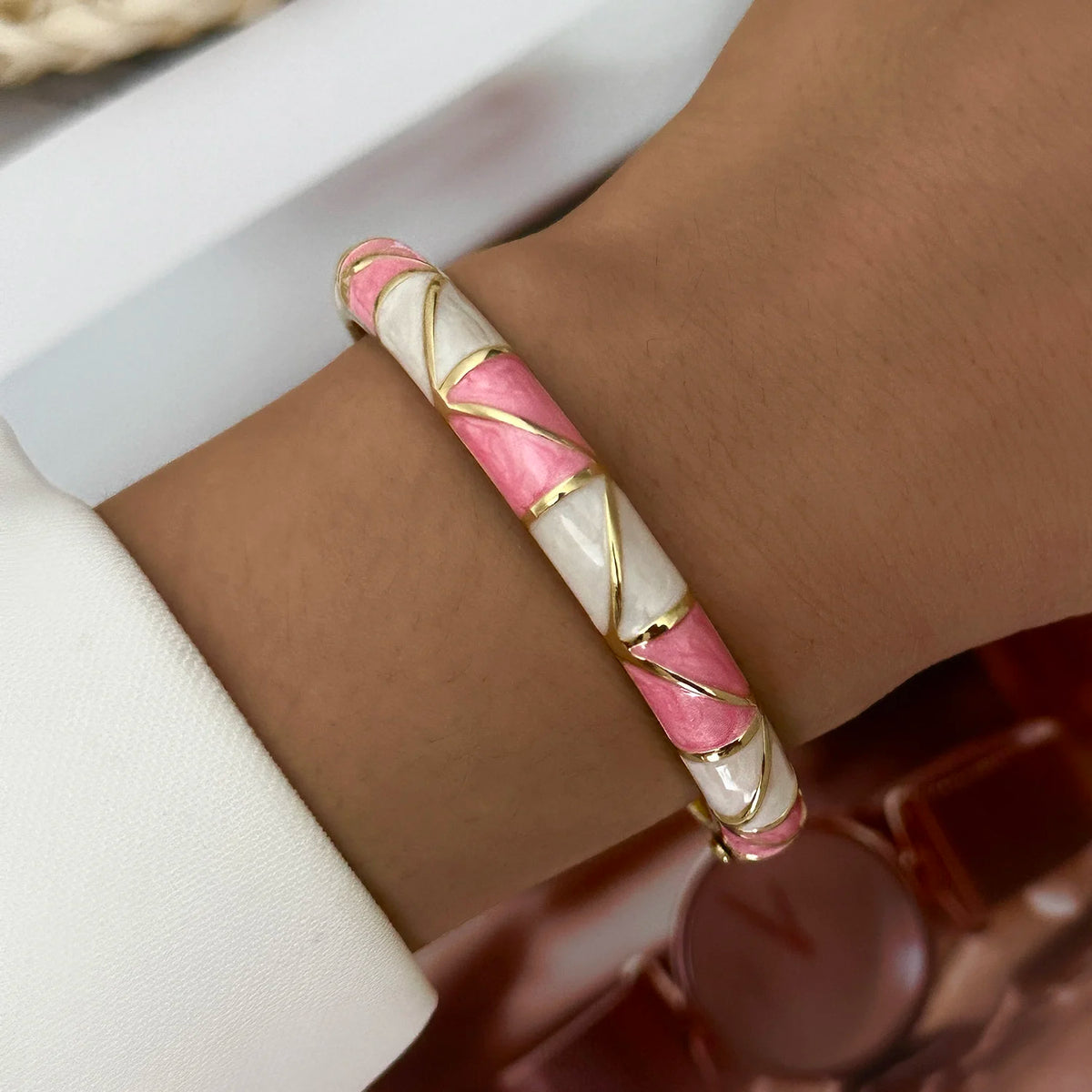 Jonc Cloisonné Fleurs Colorées – Style Doré