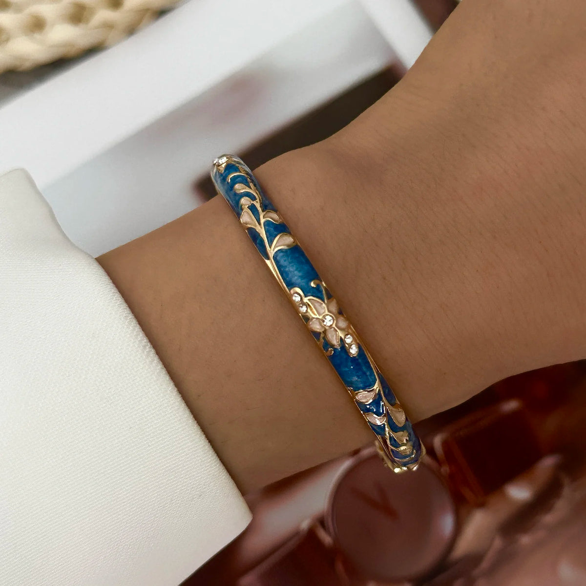 Jonc Cloisonné Fleurs Colorées – Style Doré