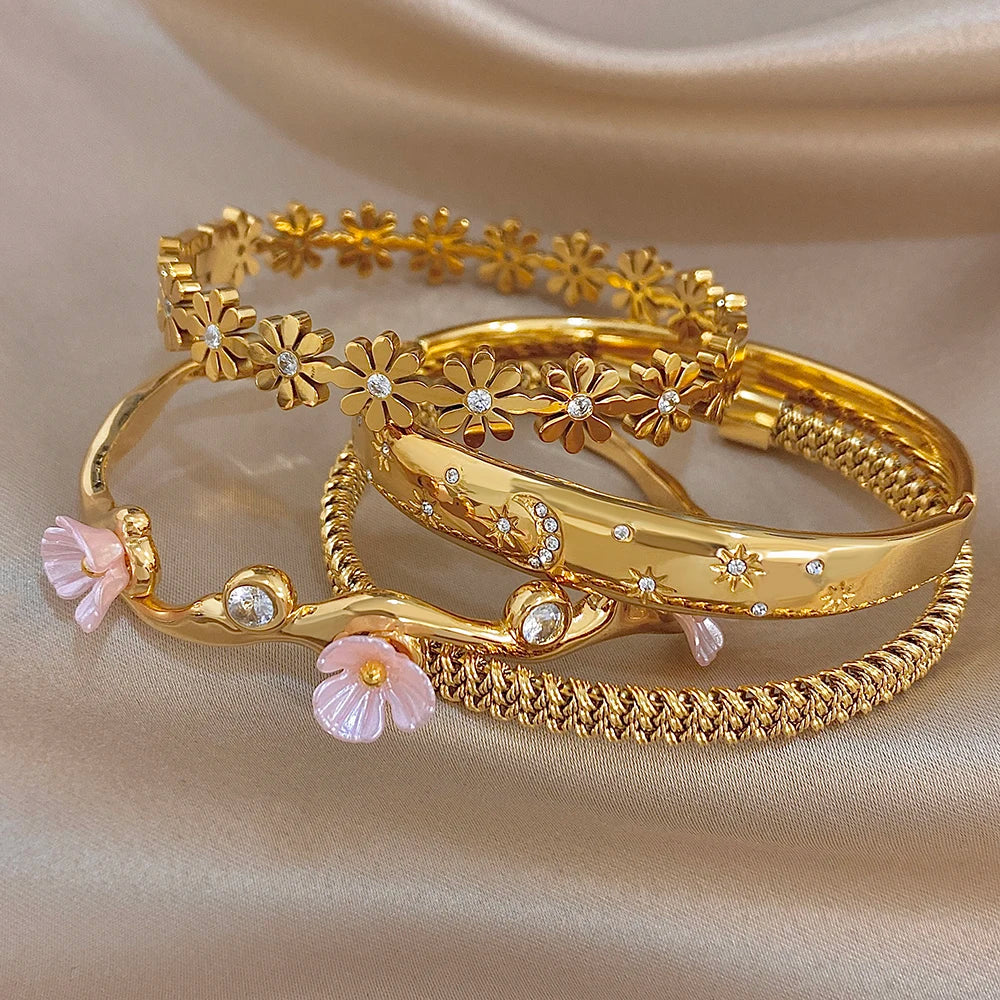 Jonc Manchette Fleur Zircon – Acier Inoxydable Doré