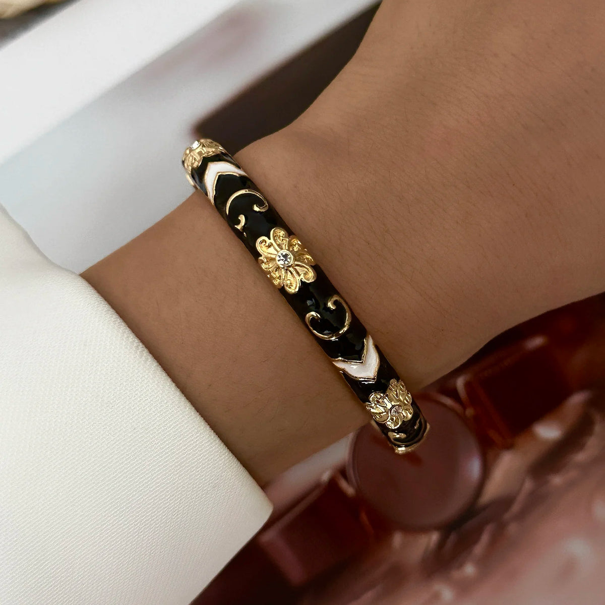 Jonc Cloisonné Fleurs Colorées – Style Doré